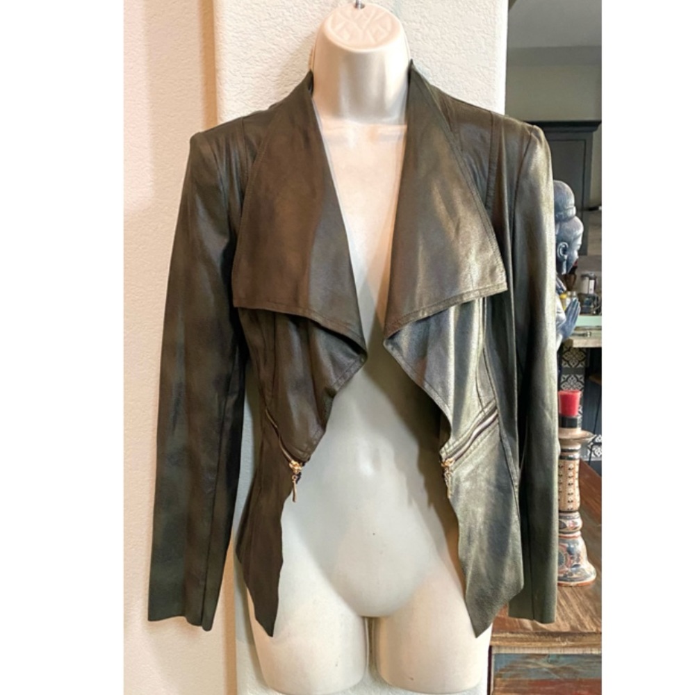 NWT Lena Gabrielle faux suede soft, lightweight cardigan/jacket. Sz 4.